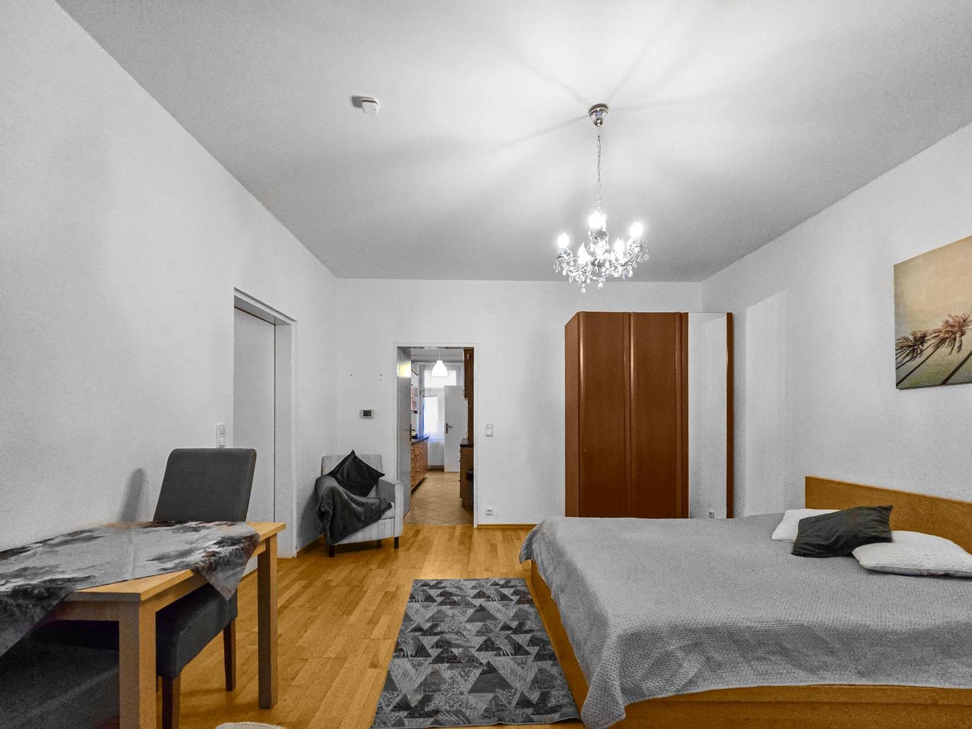 Three-Bedroom, Three King-Size Bed Retreat Vienna Exterior photo